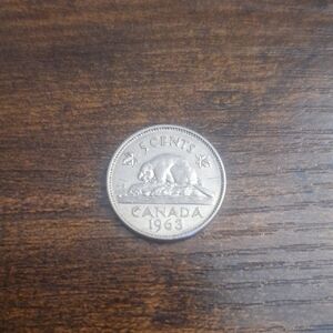 Antique 1963 Canadian 5 Cents Coin